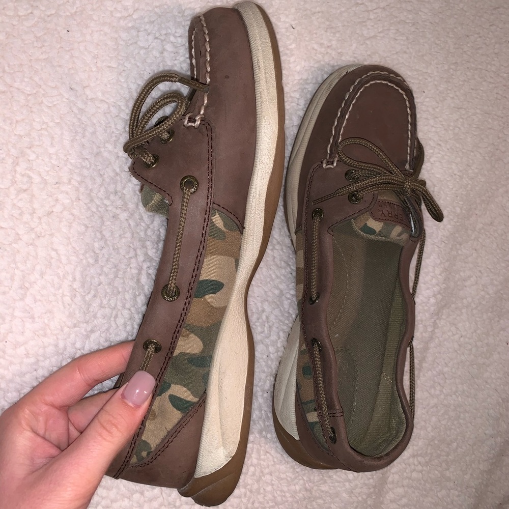 Camo sperrys